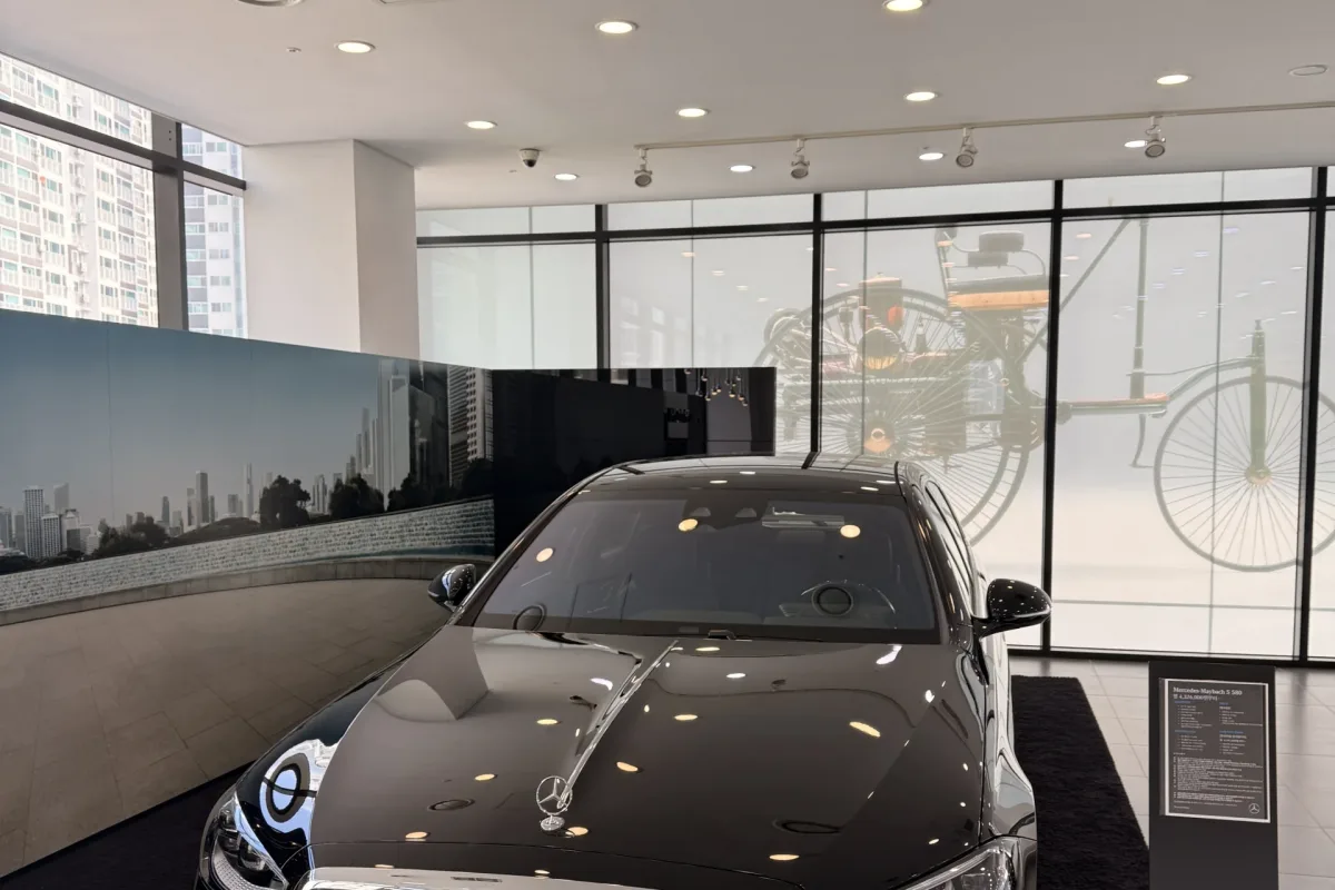의정부 전시장 Mercedes-Maybach 전시 공간